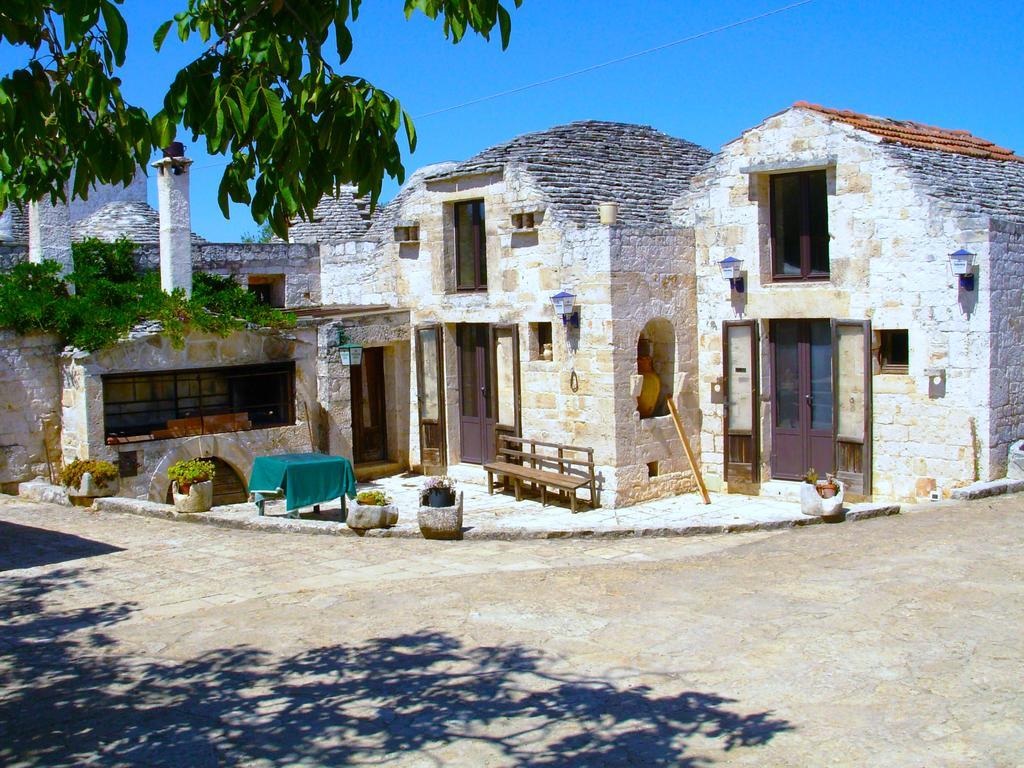 Holiday home Trullo Malvisco *